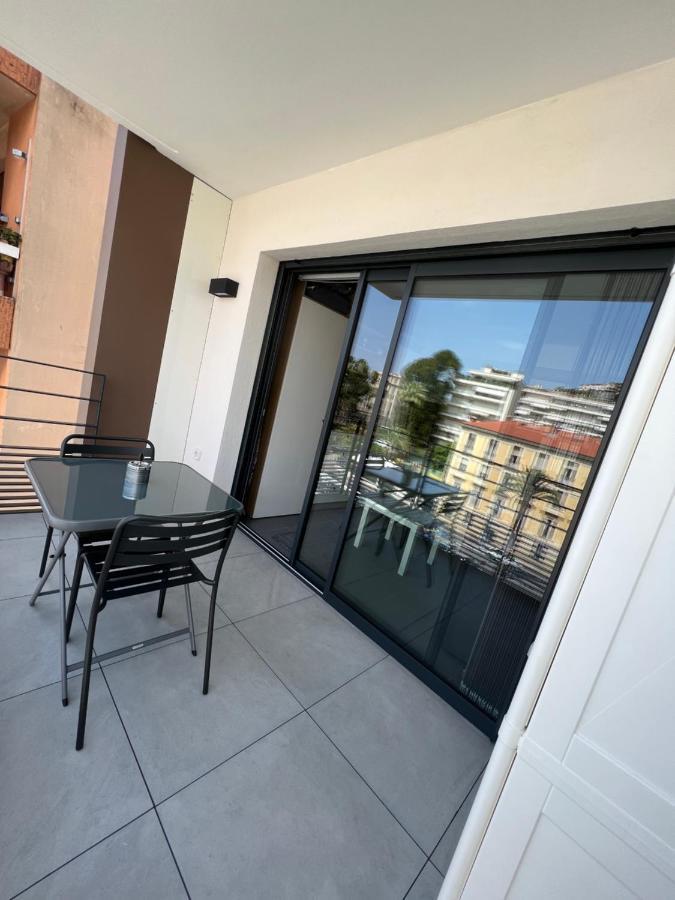 logement tout équipée Menton centre 500 m des plages Exterior foto